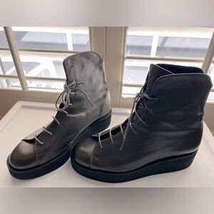 Smooth Leather Lace Up Ankle Boots